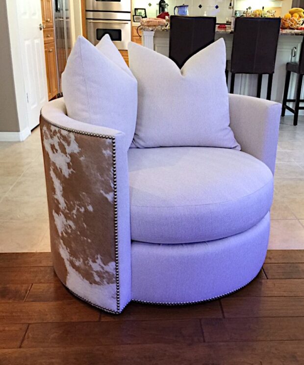 Portia swivel chair in room setting